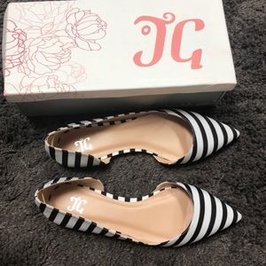 Black and White Edie D’Orsay Flat Size 7.5 NWB